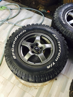 ขายล้อ GTR ขอบ16กว้าง8นิ้วพร้อมยางBF 265 70 16 ยางปี14ติดหนวดทุกเส้น ขายล้อ GTR ขอบ16กว้าง8นิ้วพร้อมยางBF 265 70 16 ยางปี14ติดหนวดทุกเส้น