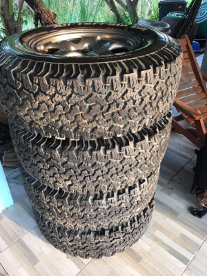 ขายล้อ GTR ขอบ16กว้าง8นิ้วพร้อมยางBF 265 70 16 ยางปี14ติดหนวดทุกเส้น ขายล้อ GTR ขอบ16กว้าง8นิ้วพร้อมยางBF 265 70 16 ยางปี14ติดหนวดทุกเส้น