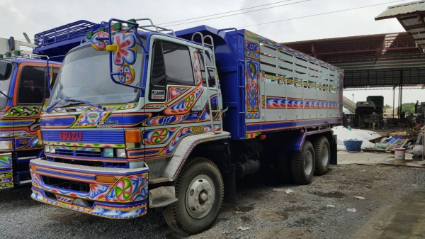 ขายสิบล้อสวยๆ