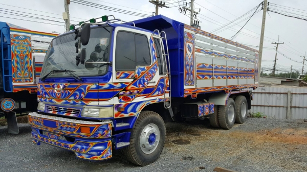 ขายสิบล้อสวยๆ