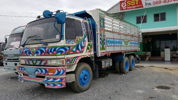 ขายสิบล้อสวยๆ