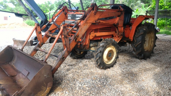 ขายรถไถ KUBOTA L1-185 ราคา 95,000 บาท อ.แกลง จ.ระยอง DC Tractor Rayong 0818618678,0899347475 https://www.facebook.com/DC-Tractor-Rayong-3071545327&hellip;/shop&hellip; id line=081-8618678 id line=089-9347475