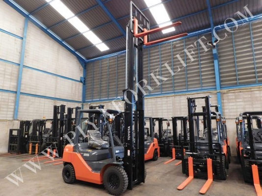 จำหน่ายรถ Forklift TOYOTA 02-8FDL25 ใหม่ป้ายแดง จำหน่ายรถ Forklift TOYOTA 02-8FDL25 ใหม่ป้ายแดง