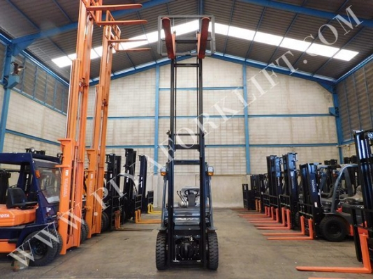 จำหน่ายรถ Forklift TOYOTA 02-8FDL25 ใหม่ป้ายแดง จำหน่ายรถ Forklift TOYOTA 02-8FDL25 ใหม่ป้ายแดง