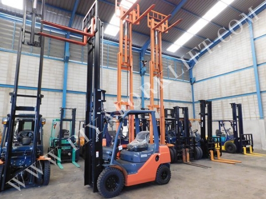 จำหน่ายรถ Forklift TOYOTA 02-8FDL25 ใหม่ป้ายแดง จำหน่ายรถ Forklift TOYOTA 02-8FDL25 ใหม่ป้ายแดง