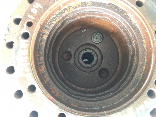 ขายมอเตอร์ตัวเดินSK120-3 มือสองญี่ปุ่น ขายตามสภาพของไม่ครบ ขายคู่ละ30000บาท