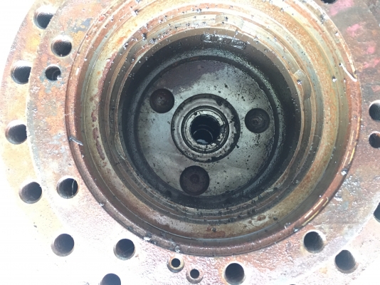 ขายมอเตอร์ตัวเดินSK120-3 มือสองญี่ปุ่น ขายตามสภาพของไม่ครบ ขายคู่ละ30000บาท