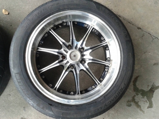 ขอบ17นิ้ว5รู114 พร้อมยาง ชุดนี้ ราคา 7600 บาท