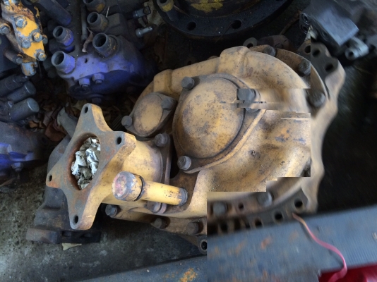 โป๊ะสวิง KOMATSU PC 60-1 เก่านอกญี่ปุ่น ไม่มีมอเตอร์ ราคา 12,000 บาท โป๊ะสวิง KOMATSU PC 60-1 เก่านอกญี่ปุ่น ไม่มีมอเตอร์ ราคา 12,000 บาท