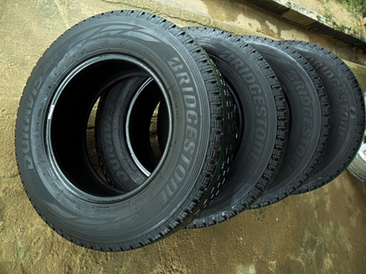 ยางกระบะขอบ15 บริดสโตน215-70-15 ลงพื้นปี15 (4เส้น4,500)ดอกหนา1เซ็น