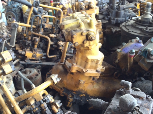 โป๊ะสวิง KOMATSU PC 200-2 เก่านอกญี่ปุ่น ราคา 58,000 บาท