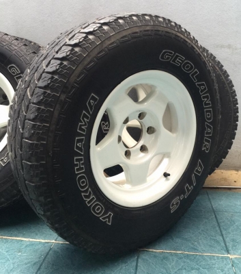 ล้อลายBradley V ขอบ16x8 ออฟ 0 ยางYokohama A/T-S 265/70/16