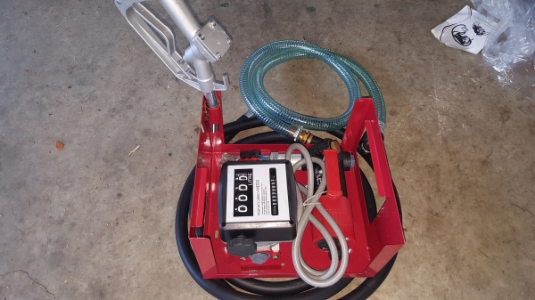 ปั้มจ่ายน้ำมัน พร้อมใช้ รหัวสินค้า B3 - 1 ใช้ไฟ 12 V