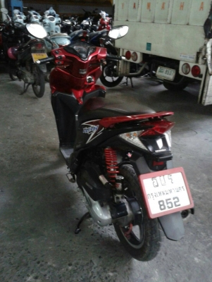 ขาย Honda Click 125 i ปี 55 เครื่องดี เดิมๆ ภายนอกสวย ไม่มีรอยล้ม ภาษีเต็มเล่มพร้อมชุดโอน