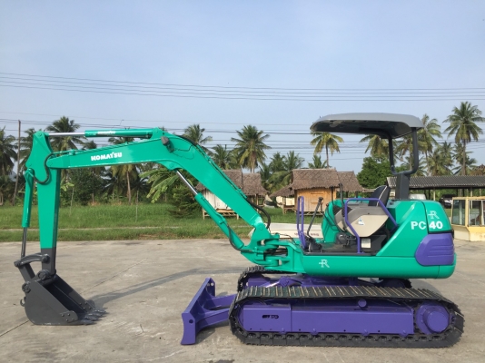รถขุด KOMATSU PC40-7E มือสองญี่ปุ่น นำเข้า