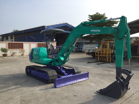 รถขุด KOMATSU PC40-7E มือสองญี่ปุ่น นำเข้า