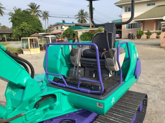 รถขุด KOMATSU PC40-7E มือสองญี่ปุ่น นำเข้า