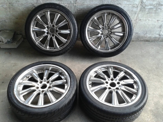 ขอบ18นิ้ว5รู114 พร้อมยาง ชุดนี้ ราคา 7900 บาท