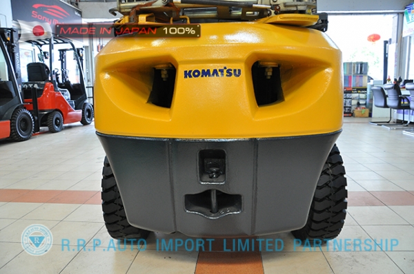 ขายรถโฟล์คลิฟท์มือสอง KOMATSU FG30T-16-732273 ราคา 395,000 บาท นำเข้าจากประเทศญี่ปุ่น 100\% ไม่เคยใช้งานในไทย