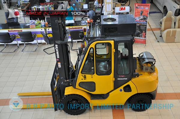 ขายรถโฟล์คลิฟท์มือสอง KOMATSU FG30T-16-732273 ราคา 395,000 บาท นำเข้าจากประเทศญี่ปุ่น 100\% ไม่เคยใช้งานในไทย