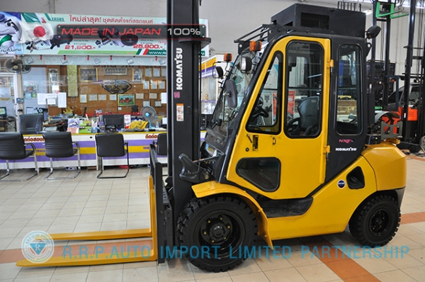 ขายรถโฟล์คลิฟท์มือสอง KOMATSU FG30T-16-732273 ราคา 395,000 บาท นำเข้าจากประเทศญี่ปุ่น 100\% ไม่เคยใช้งานในไทย