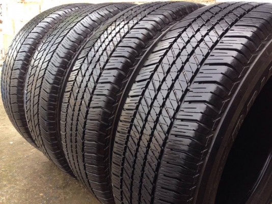 ยาง Bridgstone 265-65-17 ปี 15 ครบชุด 4 เส้น 6500  สภาพสวยๆไม่บวมไม่กินข้าง ดอกยางเหลือเยอะเอาไปวิ่งกันใด้อีกยาวค่ะ