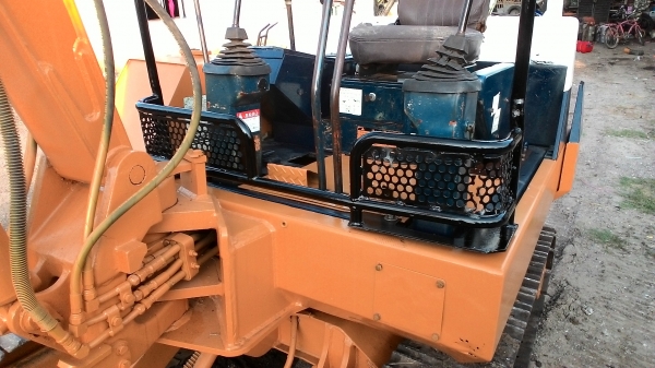 ขายแล้วครับขอบคุณช่างโยธา อ.บ.ต อ.แม่วงค์ ขออภัยด้วยท่านที่นัดไวหลายวันครับแบคโฮ PC 20 - 6 KOMATSU เครื่องเดิมไม่หลวมนิม 3D84-1A เครื่องไม่มีรอยซ่อม ปั้มเฟือง3ตอน แรงเร็ว เอวแน่นไม่หลวม แทรก.ลอเลอร์,ล้อนำ แน่น