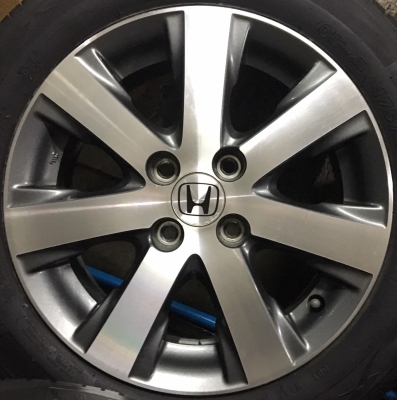 แม็ก Honda พร้อมยาง 175-65-15 แม็ก Honda พร้อมยาง 175-65-15