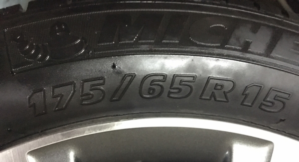 แม็ก Honda พร้อมยาง 175-65-15 แม็ก Honda พร้อมยาง 175-65-15