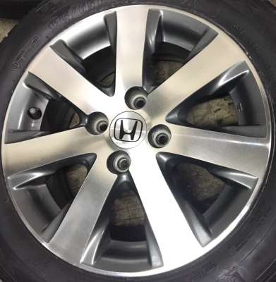 แม็ก Honda พร้อมยาง 175-65-15 แม็ก Honda พร้อมยาง 175-65-15