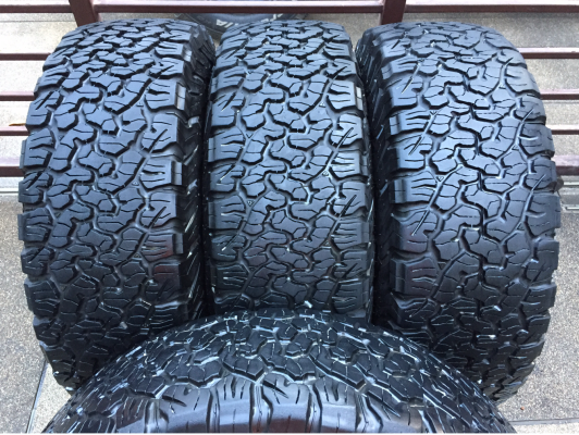 ยาง All BF Goodrich KO2 265 75 16 ปี15 ดอกเต็ม ติดหนวด ไม่มีปะ ราคาไม่แพง