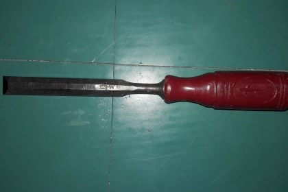 ขายสิ่วขนาด5/8"OBERG MADE IN SWEDEN.ด้ามพลาสติกมือสอง