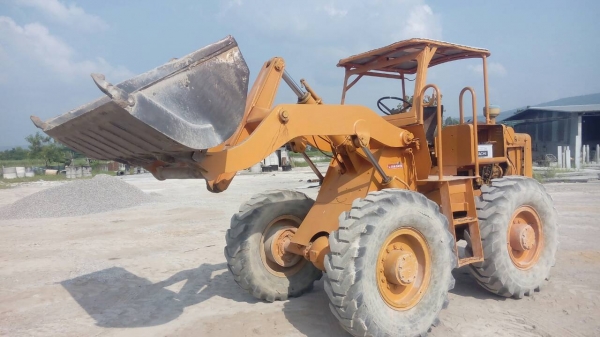 ขายKOMATSU JH30Bสภาพดีพอใช้. ทำงานทุกวัน ราคา265,000บ. สนใจติดต่อ 0835601591 หรือ 0903494058