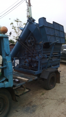 ขายรถนวดข้าว