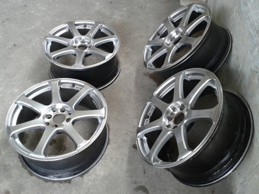 ล้อแท้ขอบ17นิ้ว4รู100/114 ชุดนี้ ราคา 6900 บาท