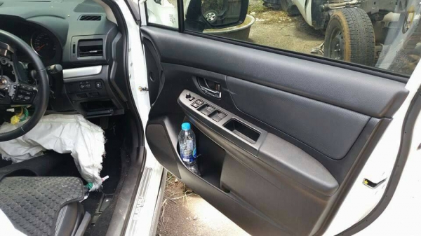 ขายรถอุบัติเหตุ SUBARU XV 2013 พร้อมเล่มทะเบียนโอนลอย