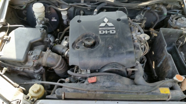 ขายรถอุบัติเหตุ TRITON 4DOR 2006 พร้อมเล่มทะเบียน