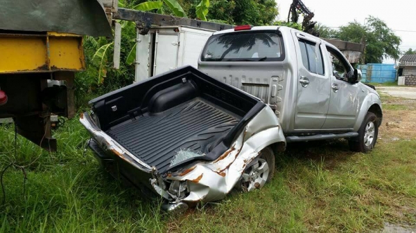 ขายรถอุบัติเหตุ NAVARA 4DOR 2007 พร้อมเล่มทะเบียน