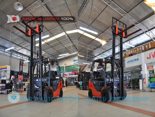 ขายรถโฟล์คลิฟท์มือสอง TOYOTA รุ่น 8FGL15-32568 ราคา 275,000 บาท นำเข้าจากประเทศญี่ปุ่น 100\% ไม่เคยใช้งานในไทย