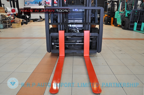 ขายรถโฟล์คลิฟท์มือสอง TOYOTA รุ่น 8FGL15-32568 ราคา 275,000 บาท นำเข้าจากประเทศญี่ปุ่น 100\% ไม่เคยใช้งานในไทย