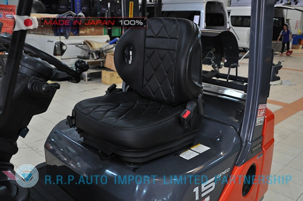 ขายรถโฟล์คลิฟท์มือสอง TOYOTA รุ่น 8FGL15-30983 ราคา 275,000 บาท นำเข้าจากประเทศญี่ปุ่น 100\% ไม่เคยใช้งานในไทย