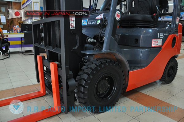 ขายรถโฟล์คลิฟท์มือสอง TOYOTA รุ่น 8FGL15-30983 ราคา 275,000 บาท นำเข้าจากประเทศญี่ปุ่น 100\% ไม่เคยใช้งานในไทย