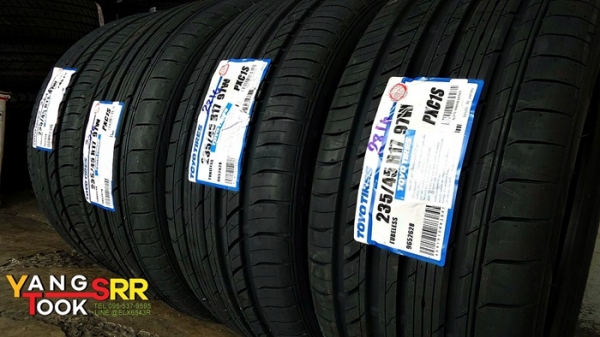 TOYO C1S 235/45R17 ปี16 ราคาพิเศษ