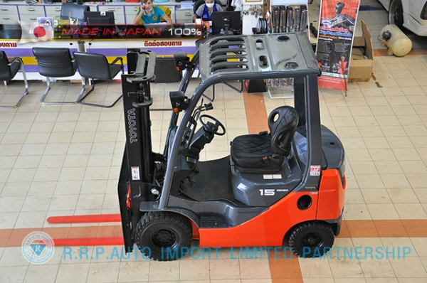 ขายรถโฟล์คลิฟท์มือสอง TOYOTA รุ่น 8FD15-10646 ราคา 335,000 บาท นำเข้าจากประเทศญี่ปุ่น 100\% ไม่เคยใช้งานในไทย