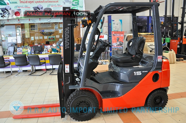 ขายรถโฟล์คลิฟท์มือสอง TOYOTA รุ่น 8FD15-10646 ราคา 335,000 บาท นำเข้าจากประเทศญี่ปุ่น 100\% ไม่เคยใช้งานในไทย