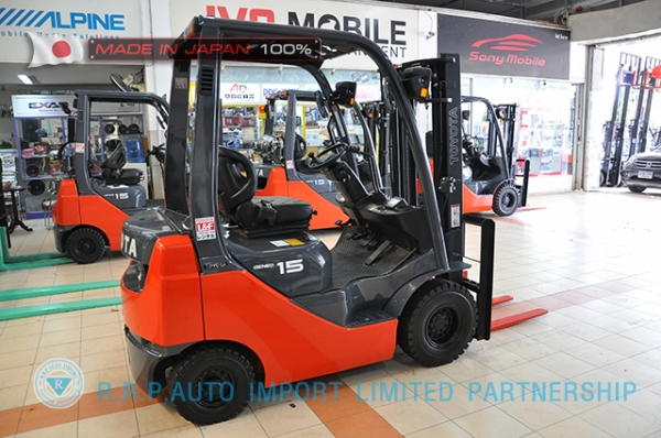 ขายรถโฟล์คลิฟท์มือสอง TOYOTA รุ่น 8FD15-10646 ราคา 335,000 บาท นำเข้าจากประเทศญี่ปุ่น 100\% ไม่เคยใช้งานในไทย