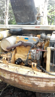 รถแบคโฮ komatsu PC 40-6 รถแบคโฮ komatsu PC 40-6