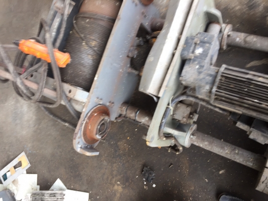 รอกสลิงไฟฟ้า3.2ตัน