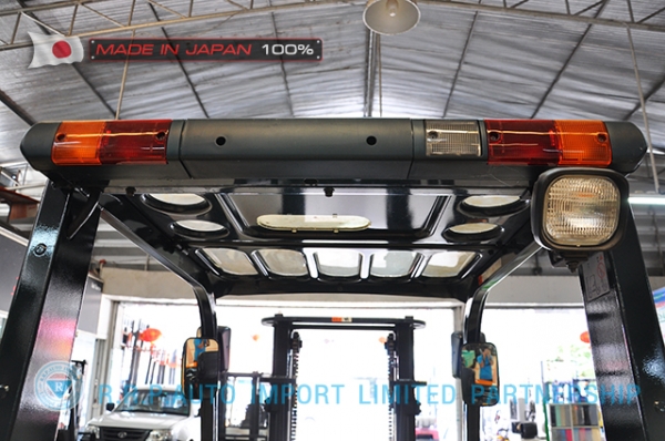 ขายรถโฟล์คลิฟท์มือสอง TOYOTA รุ่น 7FD18-18583 ราคา 295,000 บาท นำเข้าจากประเทศญี่ปุ่น 100\% ไม่เคยใช้งานในไทย