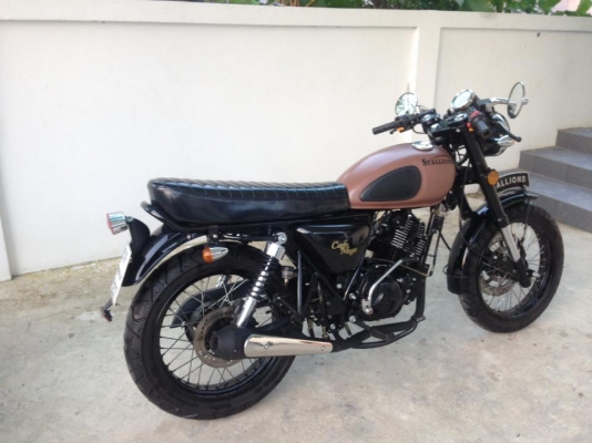 Stallions Centaur Cafe Mega รถ 6 เดือน รุ่นพิเศษ Stallions Centaur Cafe Mega รถ 6 เดือน รุ่นพิเศษ